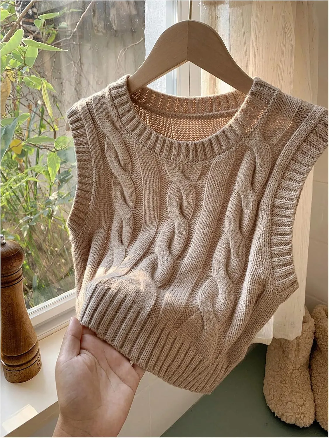 MakeMeChic Women's Cable Knit Crew Neck Sweater Vest Sleeveless Going Out Pullover Top