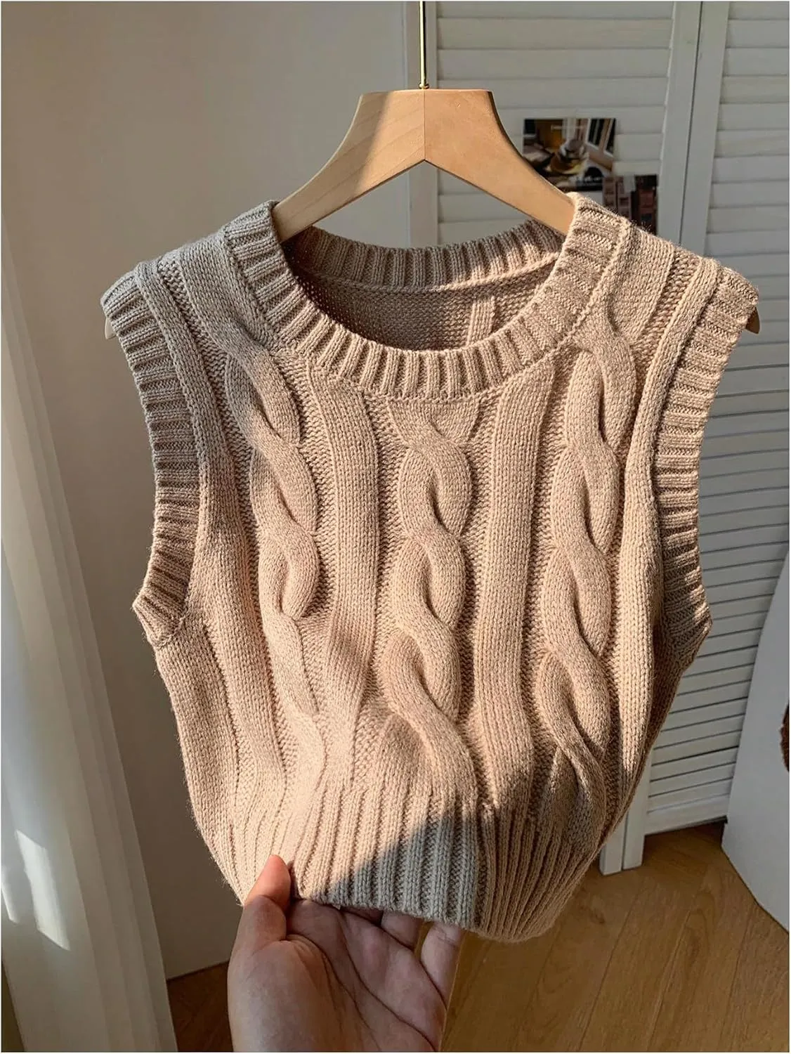 MakeMeChic Women's Cable Knit Crew Neck Sweater Vest Sleeveless Going Out Pullover Top